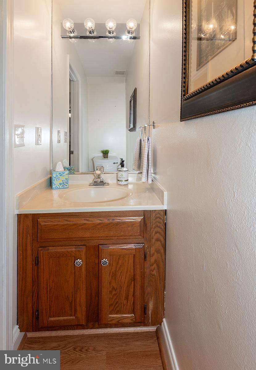 998 Pebblestone Road Pasadena, MD 21122 - Photo 15 of 29 Gallery Image 15