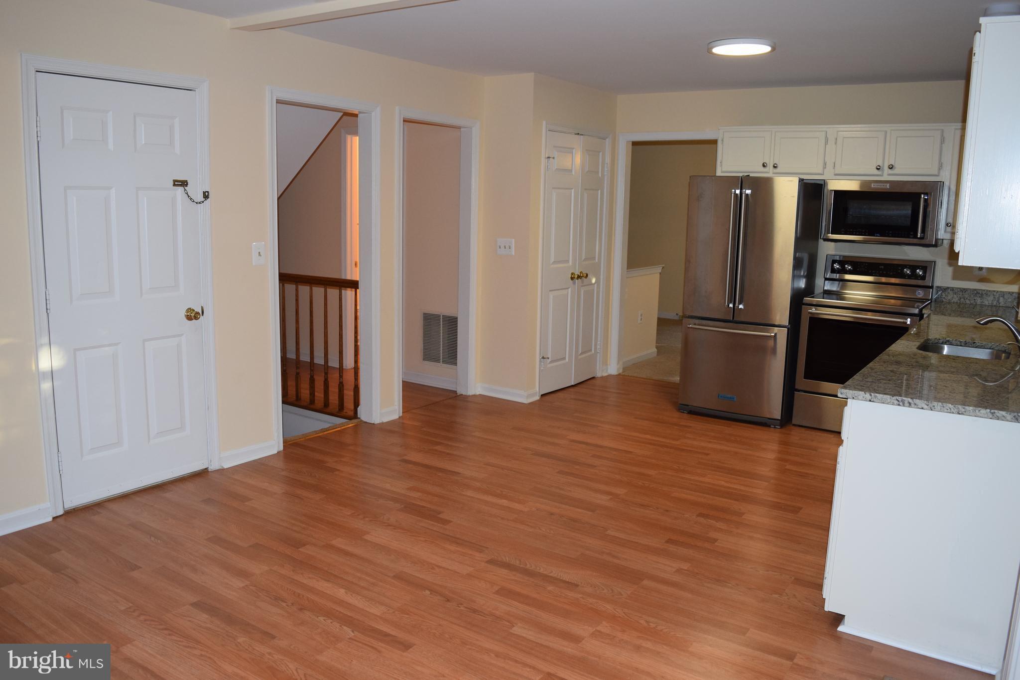 17301 Buehler Road Olney, MD 20832 - Photo 9 of 27 Kitchen