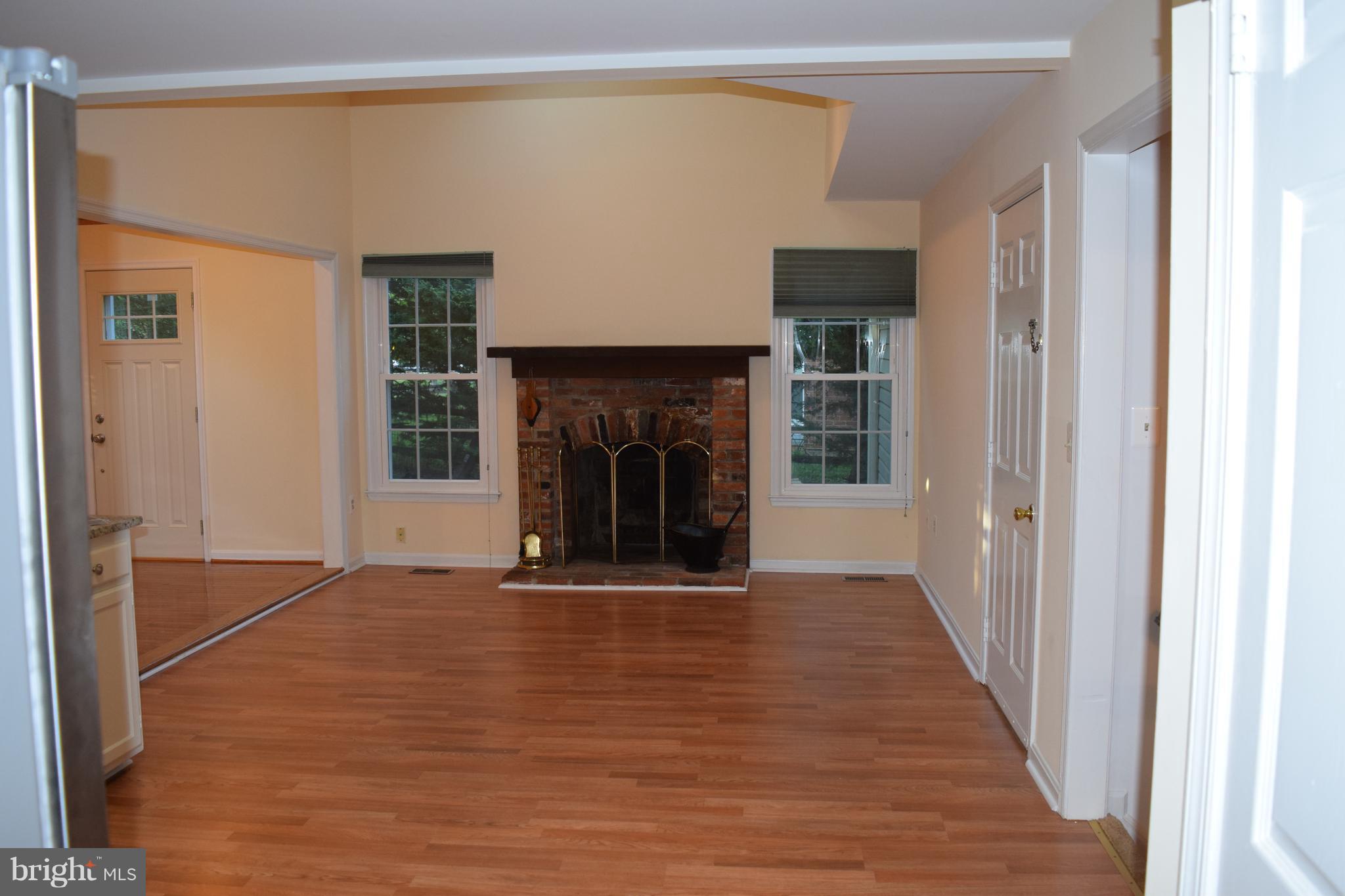 17301 Buehler Road Olney, MD 20832 - Photo 10 of 27 Interior (General)