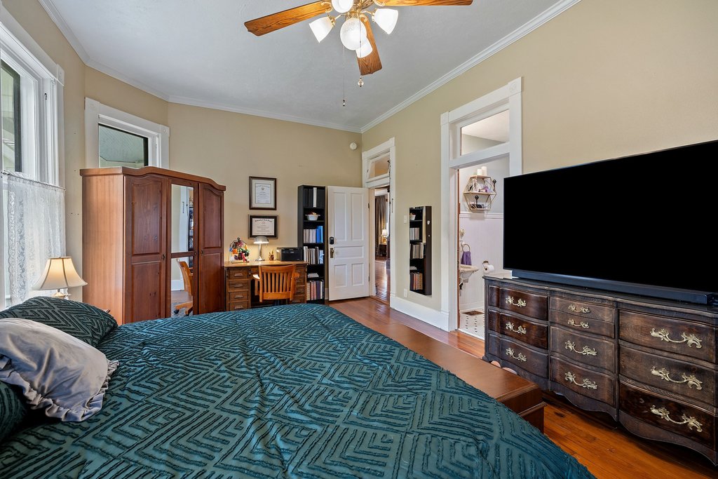 819 Hackberry Street Taylor, TX 76574 - Photo 24 of 40