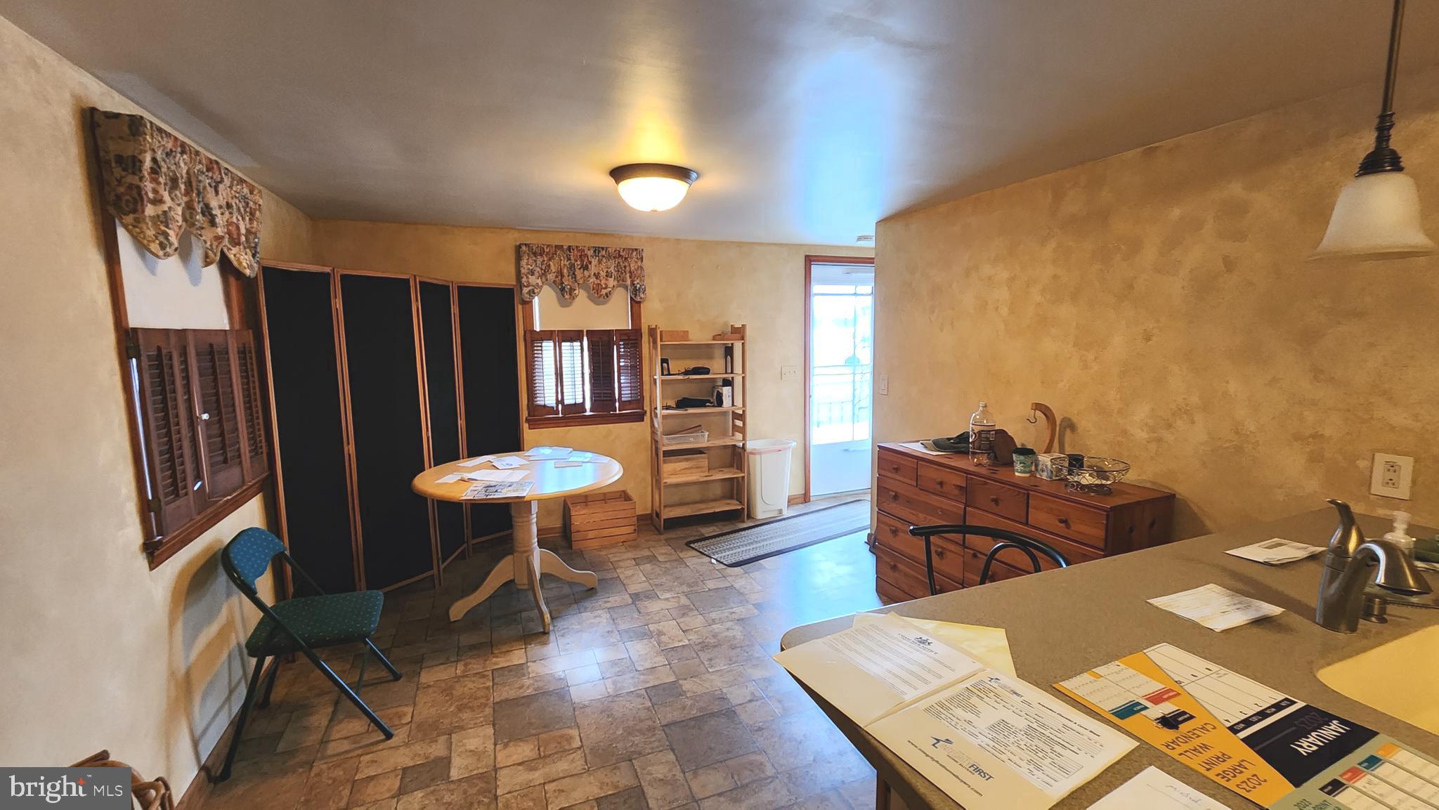 881 Beck Mill Road Hanover, PA 17331 - Photo 13 of 25