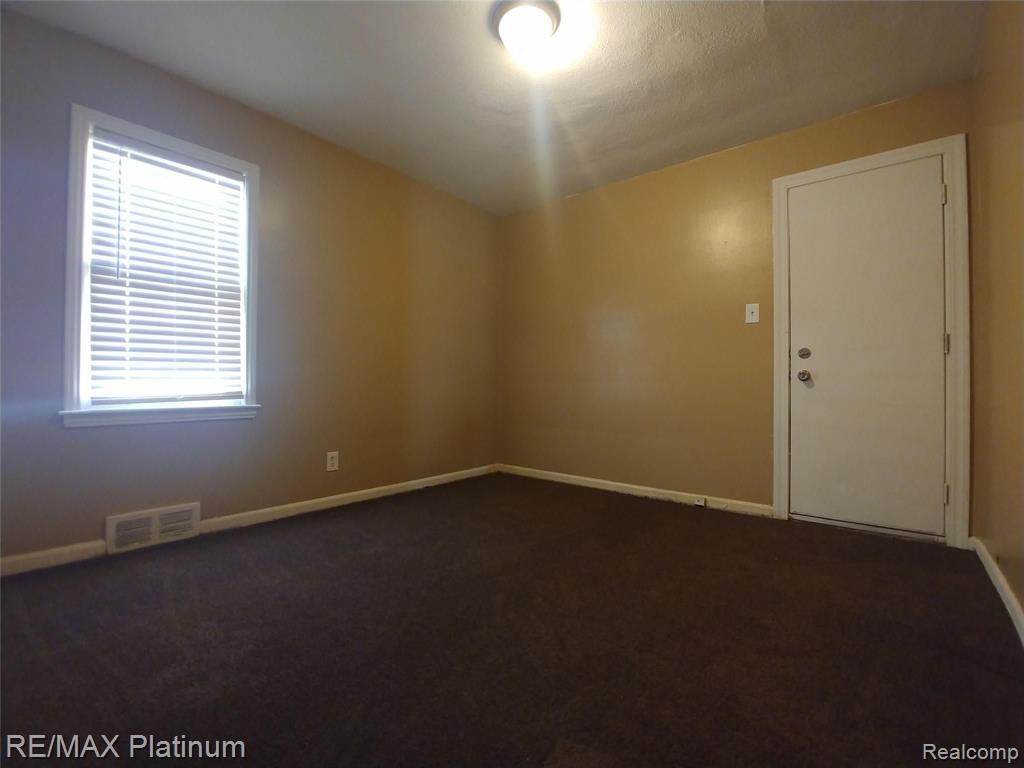 18934 Forrer Street Detroit, MI 48235 - Photo 14 of 21