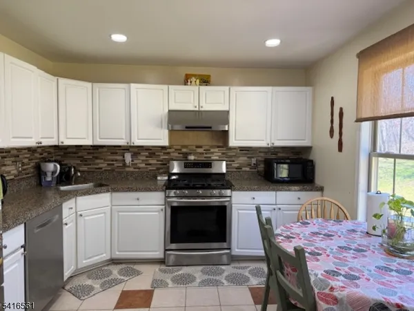 $4,000 | 1704 Bergen Court, Belle Mead, NJ 08502