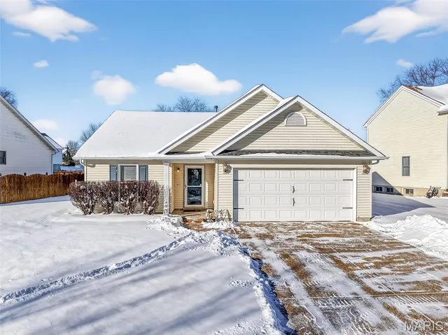 $285,000 | 411 Harby Drive, Wentzville, MO 63385