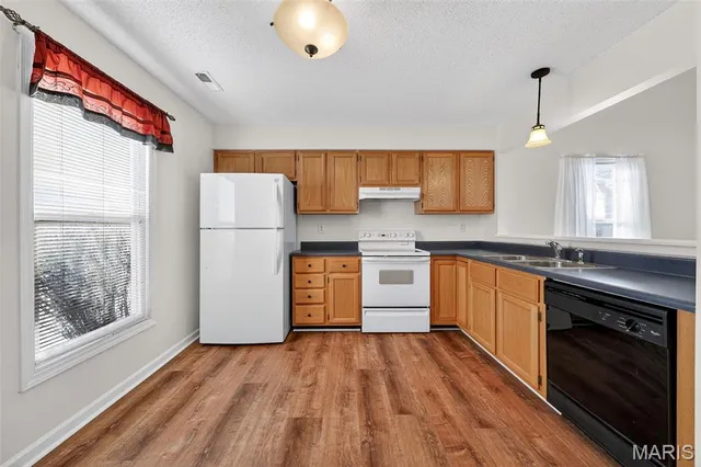 $285,000 | 411 Harby Drive, Wentzville, MO 63385