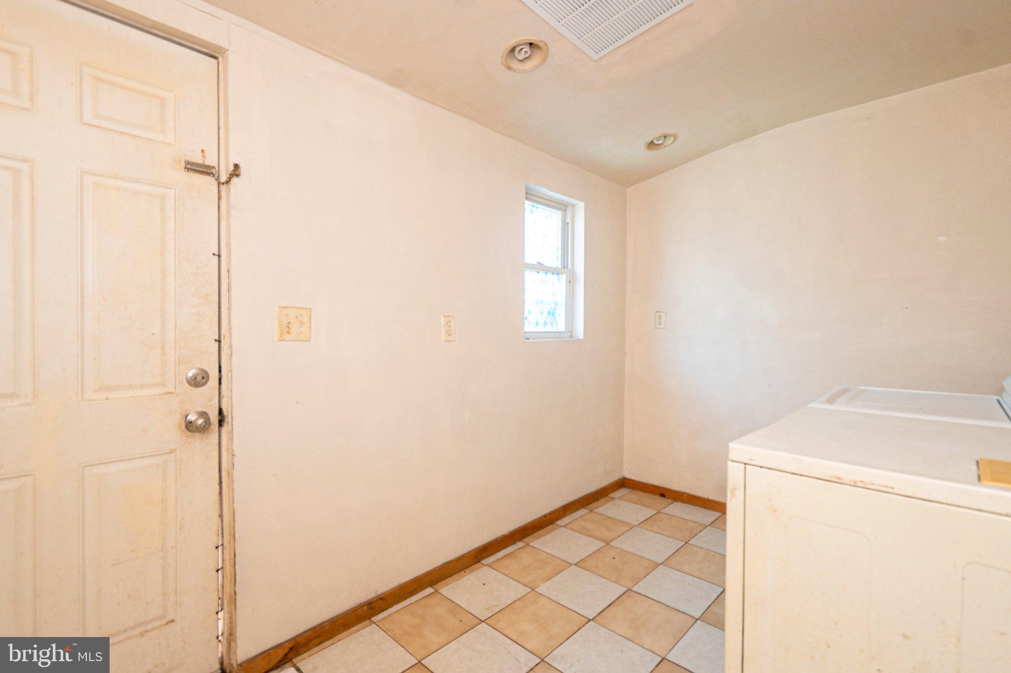 423 Furrow Street Baltimore, MD 21223 - Photo 8 of 24 a view of utility room