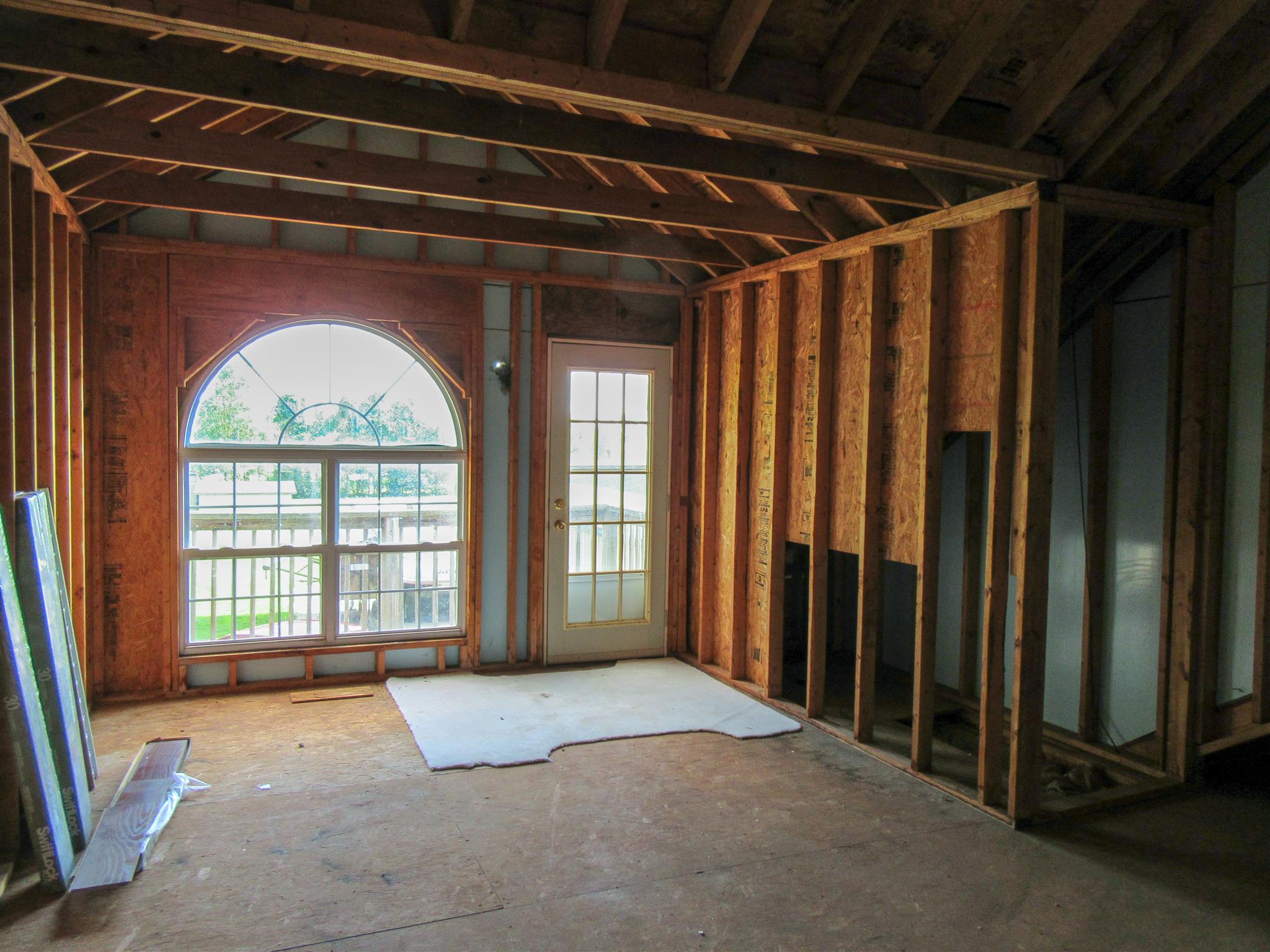 6739 East Benton Road Springfield, TN 37172 - Photo 22 of 29 a view of an empty room with a window