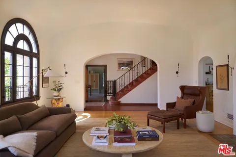 $2,895,000 | 1602 Silverwood Terrace, Los Angeles, CA 90026