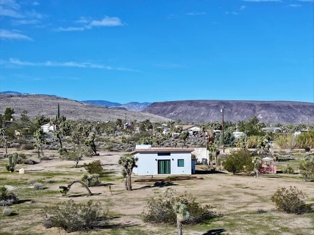 $425,000 | 4039 Greasewood Lane, Yucca Valley, CA 92284