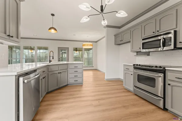 $295,000 | 3988 Meadow Ridge Drive, Baton Rouge, LA 70817