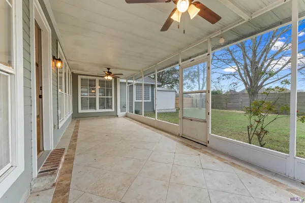 $295,000 | 3988 Meadow Ridge Drive, Baton Rouge, LA 70817