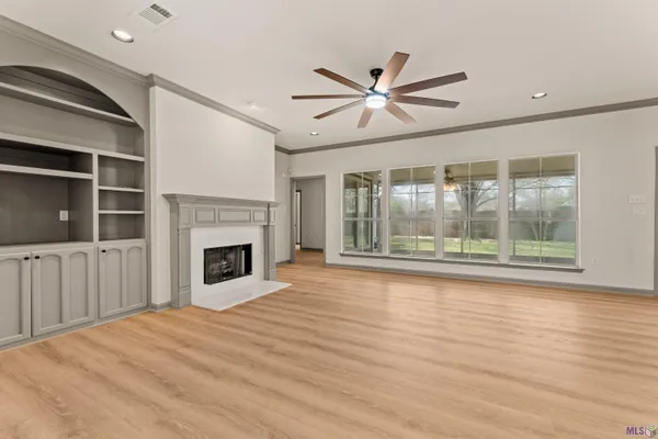 $295,000 | 3988 Meadow Ridge Drive, Baton Rouge, LA 70817