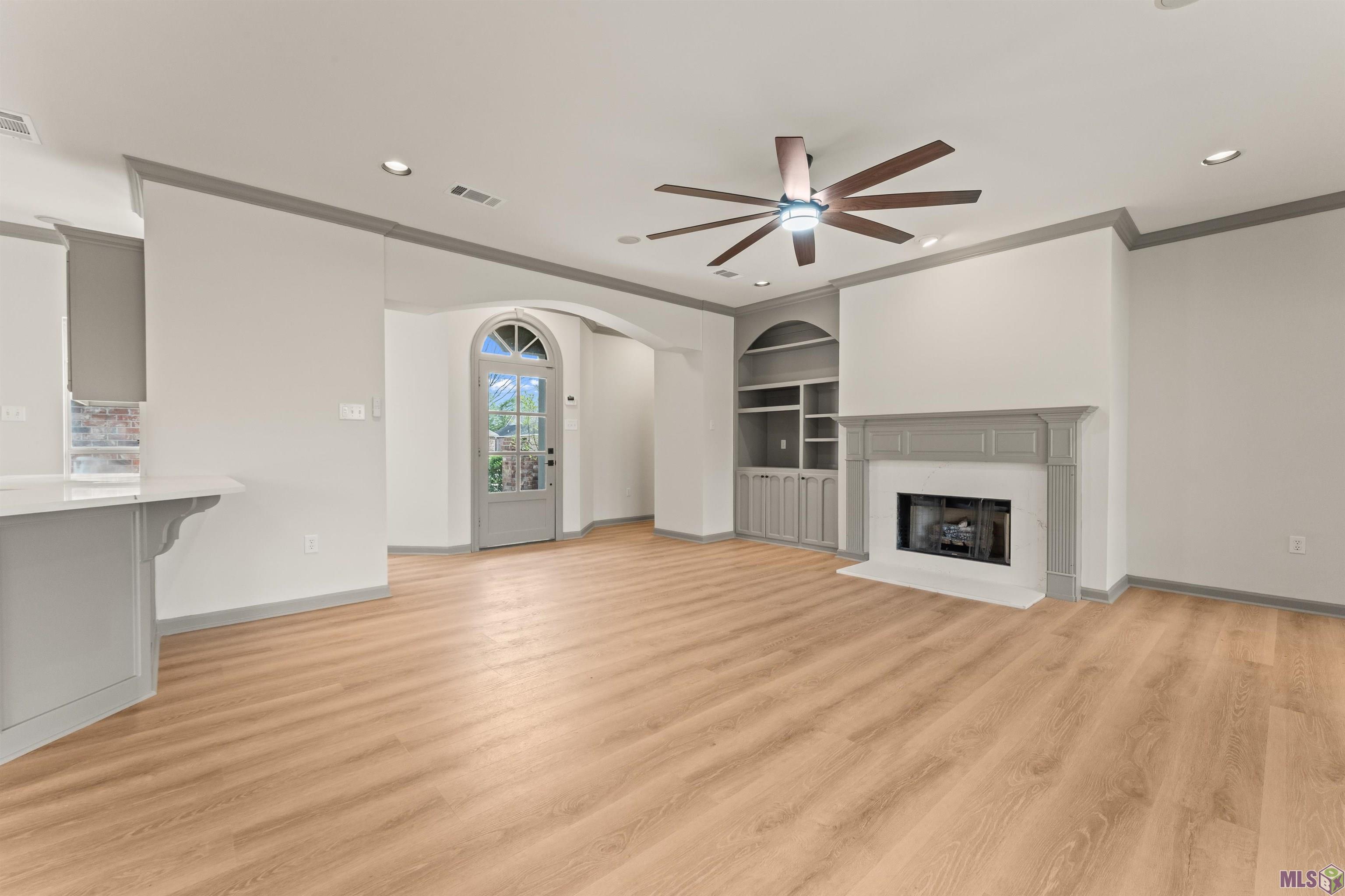 3988 Meadow Ridge Drive Baton Rouge, LA 70817 - Photo 7 of 31