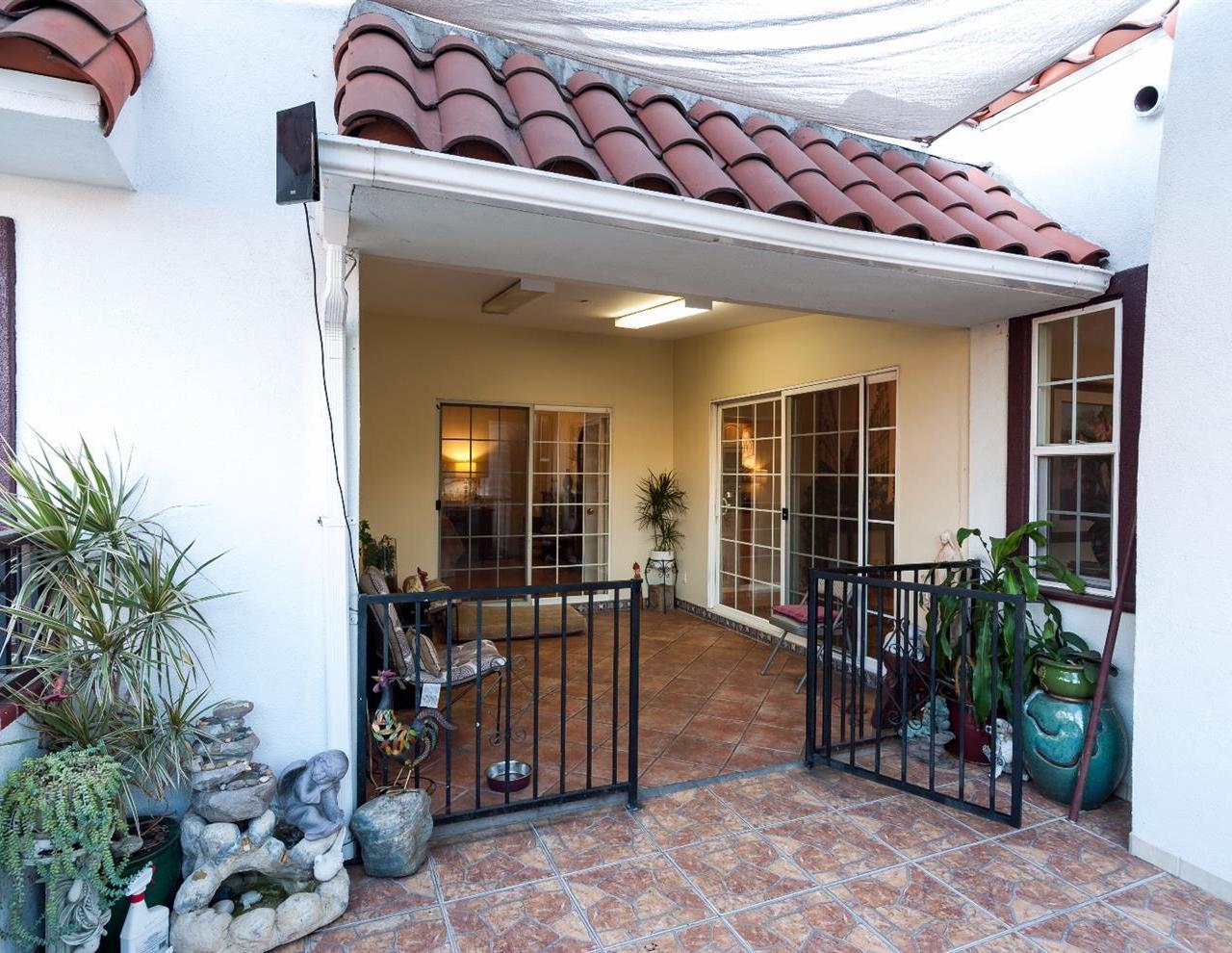 1014 Monterey Road Glendale, CA 91206 - Photo 5 of 22 Gallery Image 5