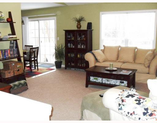 4315 Maple Road South Bend, IN 46628 - Photo 3 of 12 Gallery Image 3