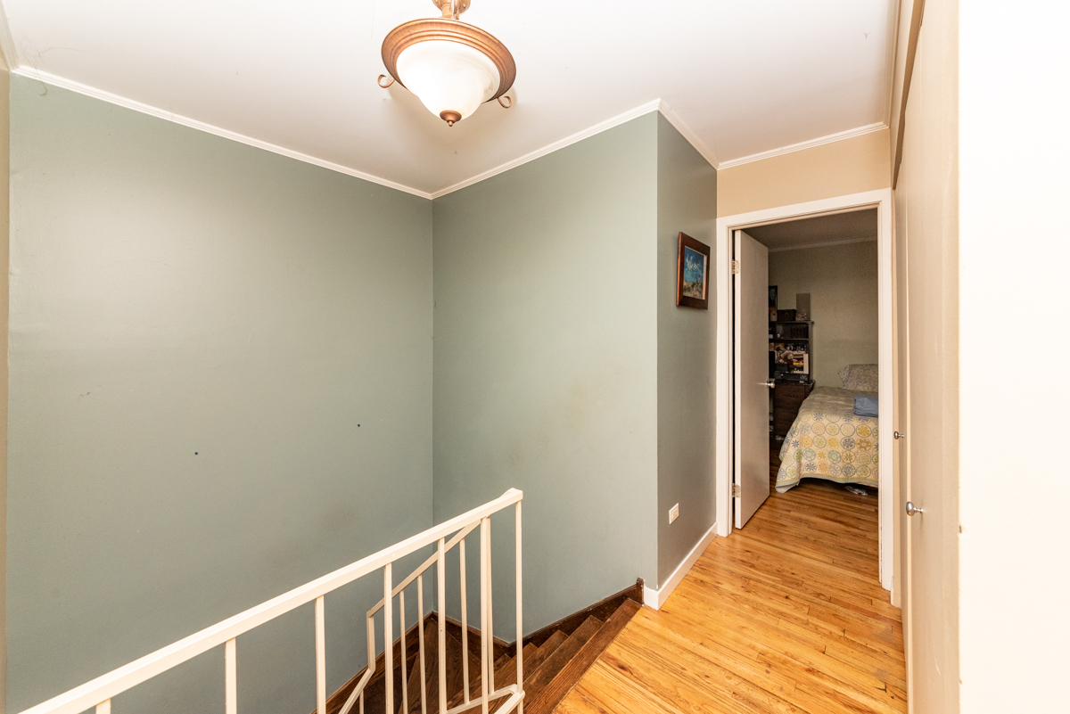 Undisclosed Address Chicago, IL 60614 - Photo 20 of 22 a view of a room with wooden floor