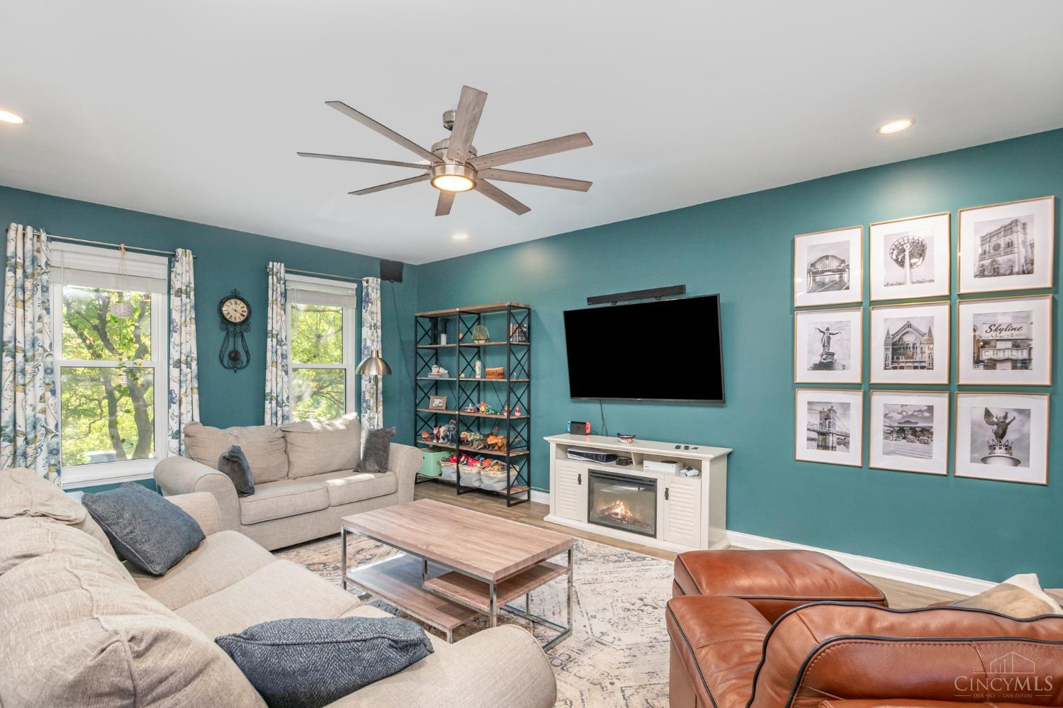 1015 Cutter Street Cincinnati, OH 45203 - Photo 5 of 34 Gallery Image 5