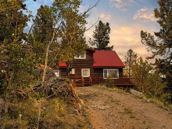 $465,000 | 2138 Overland Circle, Jefferson, CO 80456
