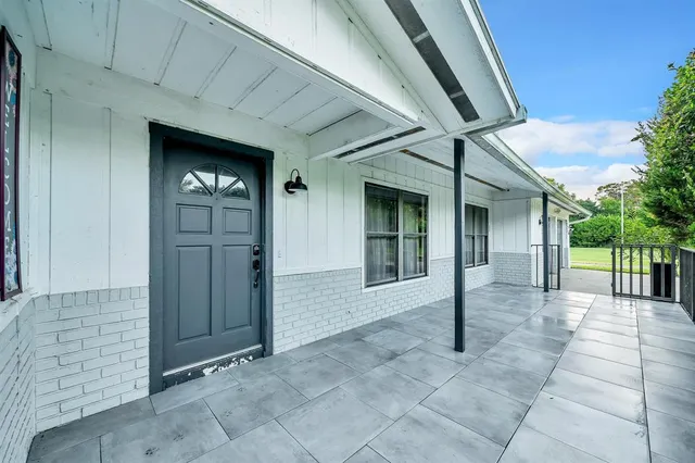 $5,995 | 10962 57th Place South, Lake Worth, FL 33449