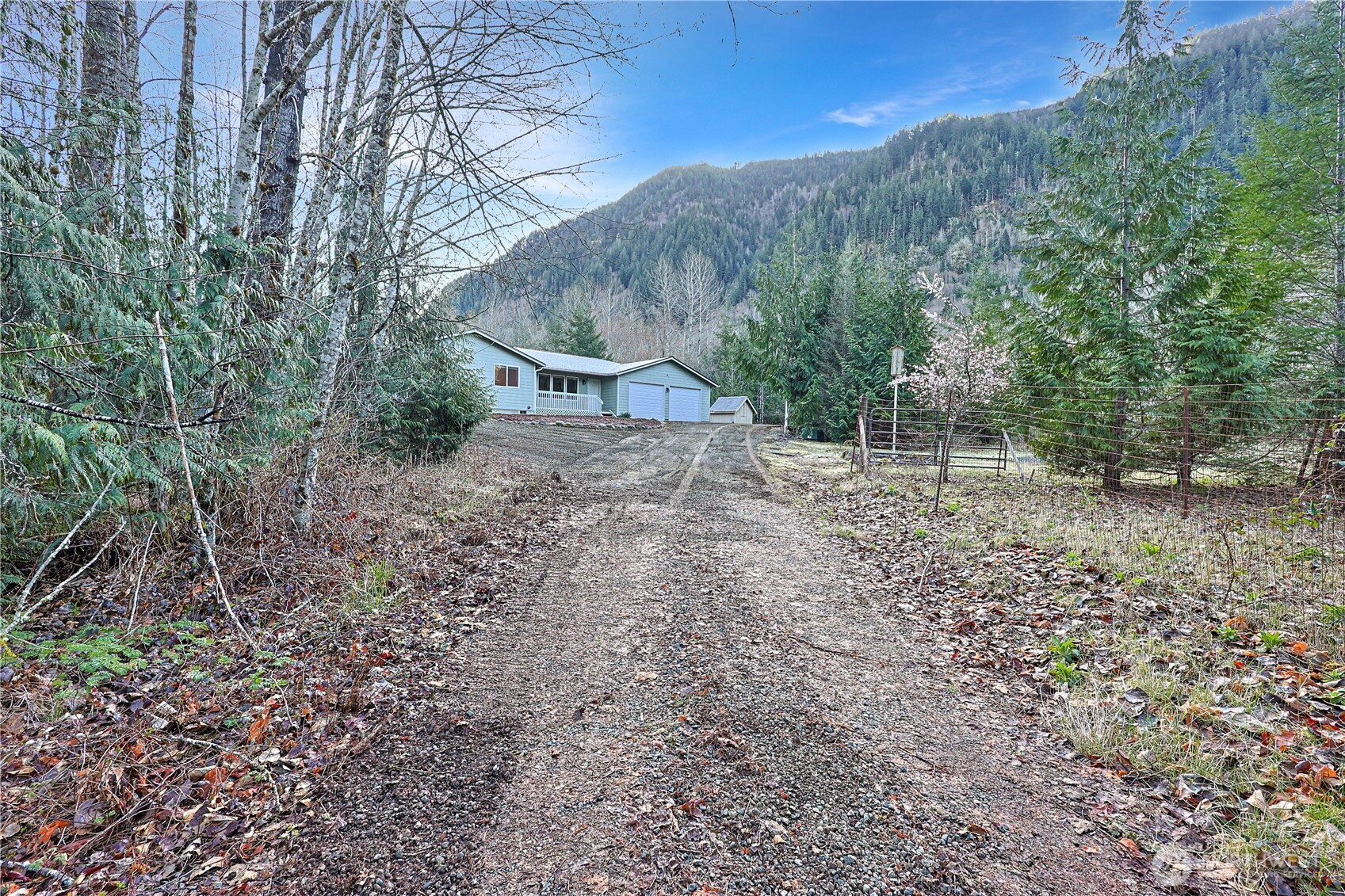 112 Whitewater Way Morton, WA 98356 - Photo 33 of 33 a view of a tiny house with a yard