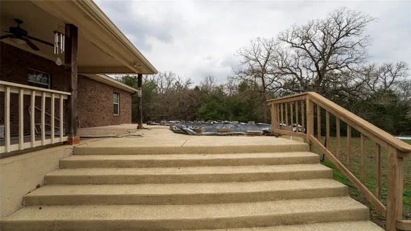 $650,000 | 191 Clydesdale Drive, Dale, TX 78616
