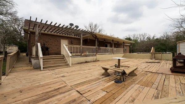 $650,000 | 191 Clydesdale Drive, Dale, TX 78616
