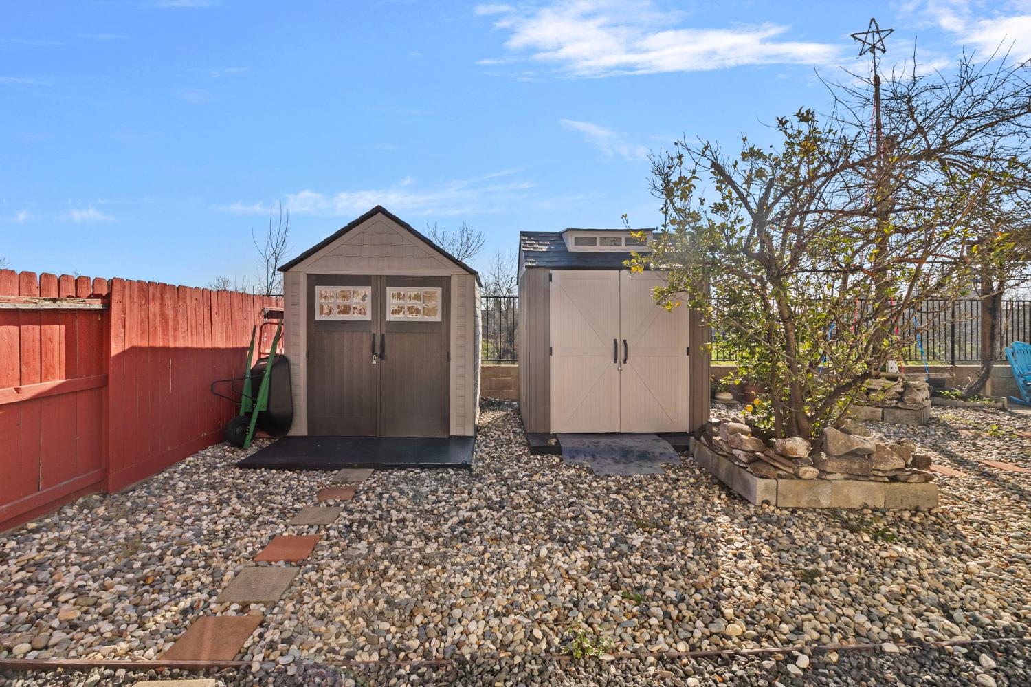 5967 Leonardo Way Elk Grove, CA 95757 - Photo 18 of 22