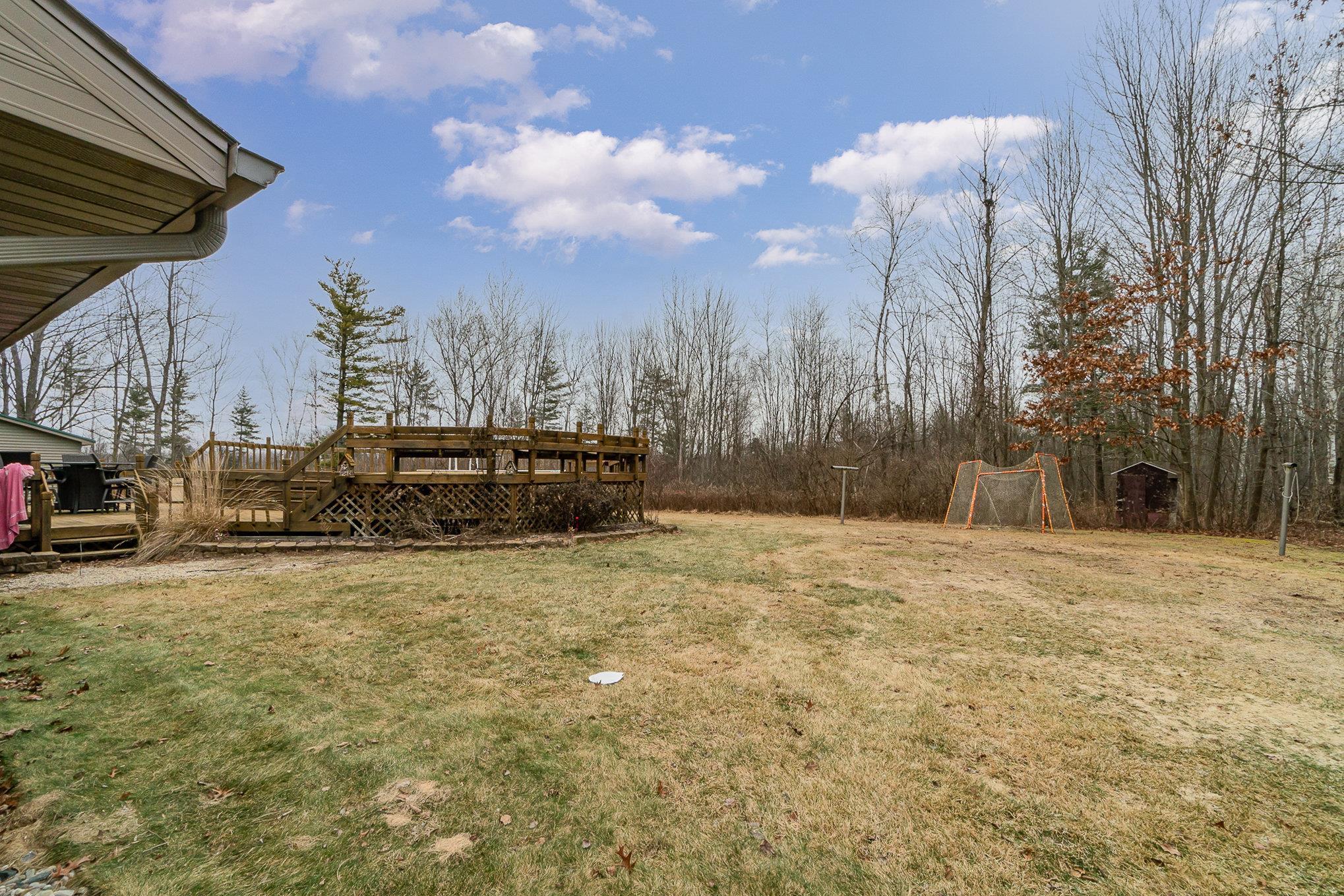 4602 North Elevator Road Pinconning, MI 48650 - Photo 20 of 27