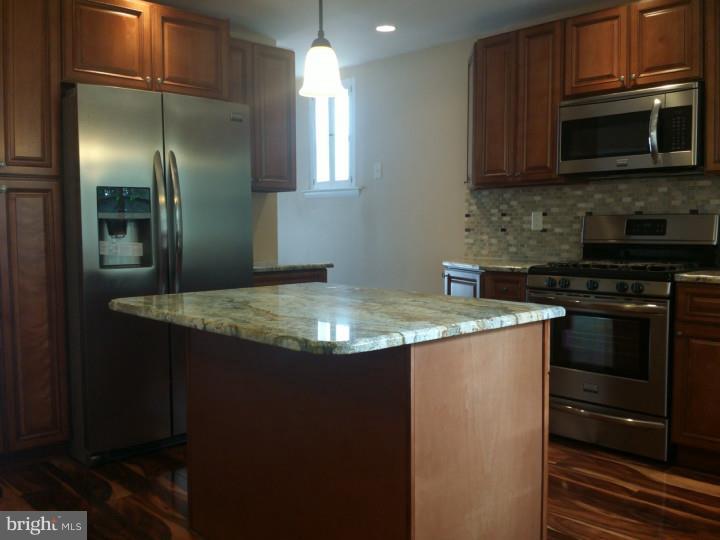 3248 Lester Road Philadelphia, PA 19154 - Photo 6 of 21