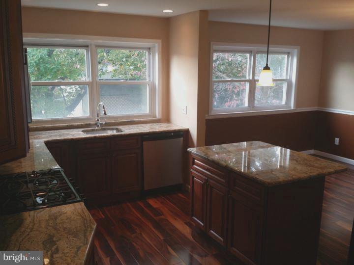 3248 Lester Road Philadelphia, PA 19154 - Photo 7 of 21