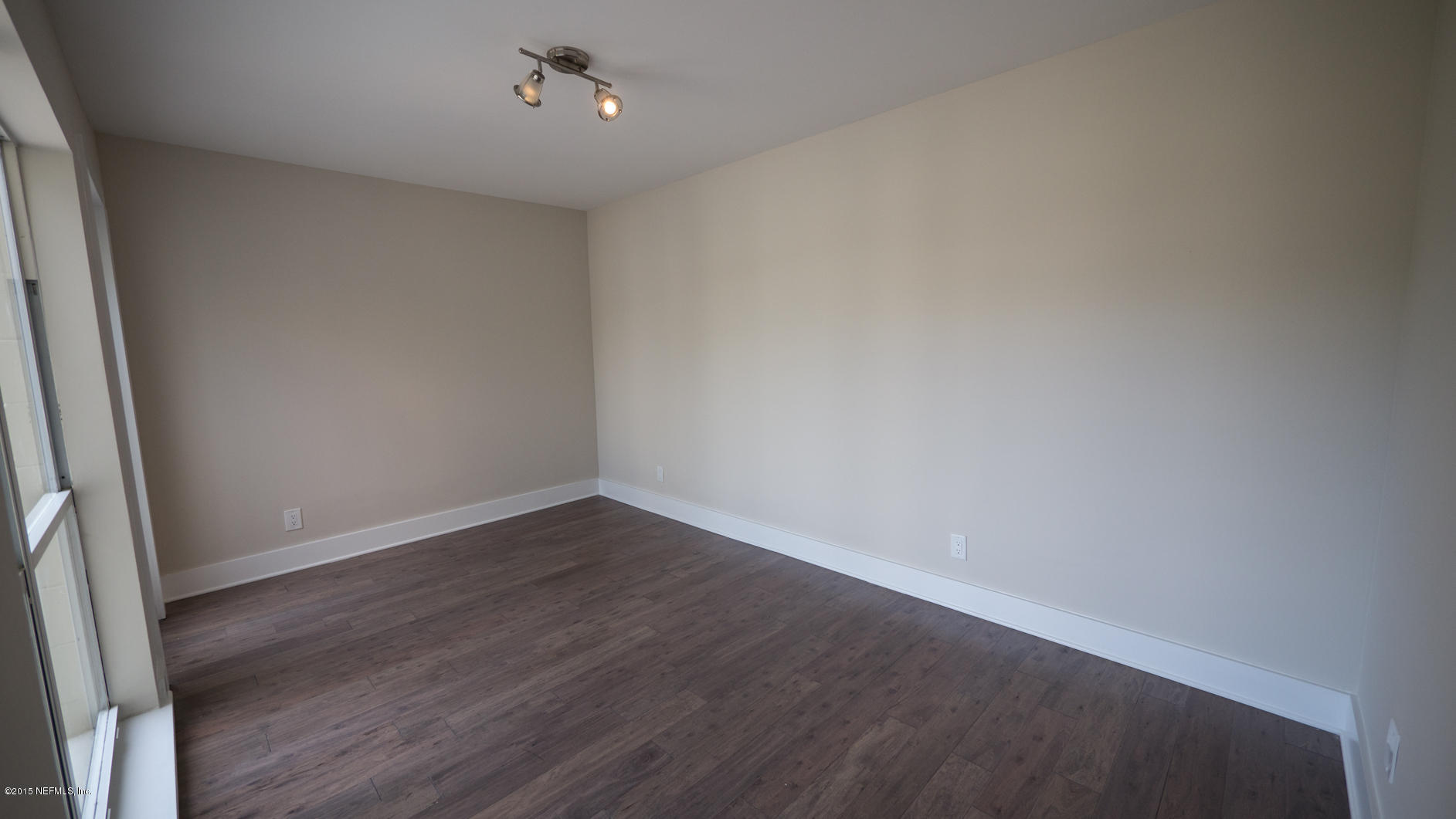 3721 Point Pleasant Road Jacksonville, FL 32217 - Photo 13 of 112 Office with TONS of Natural Light & Acce