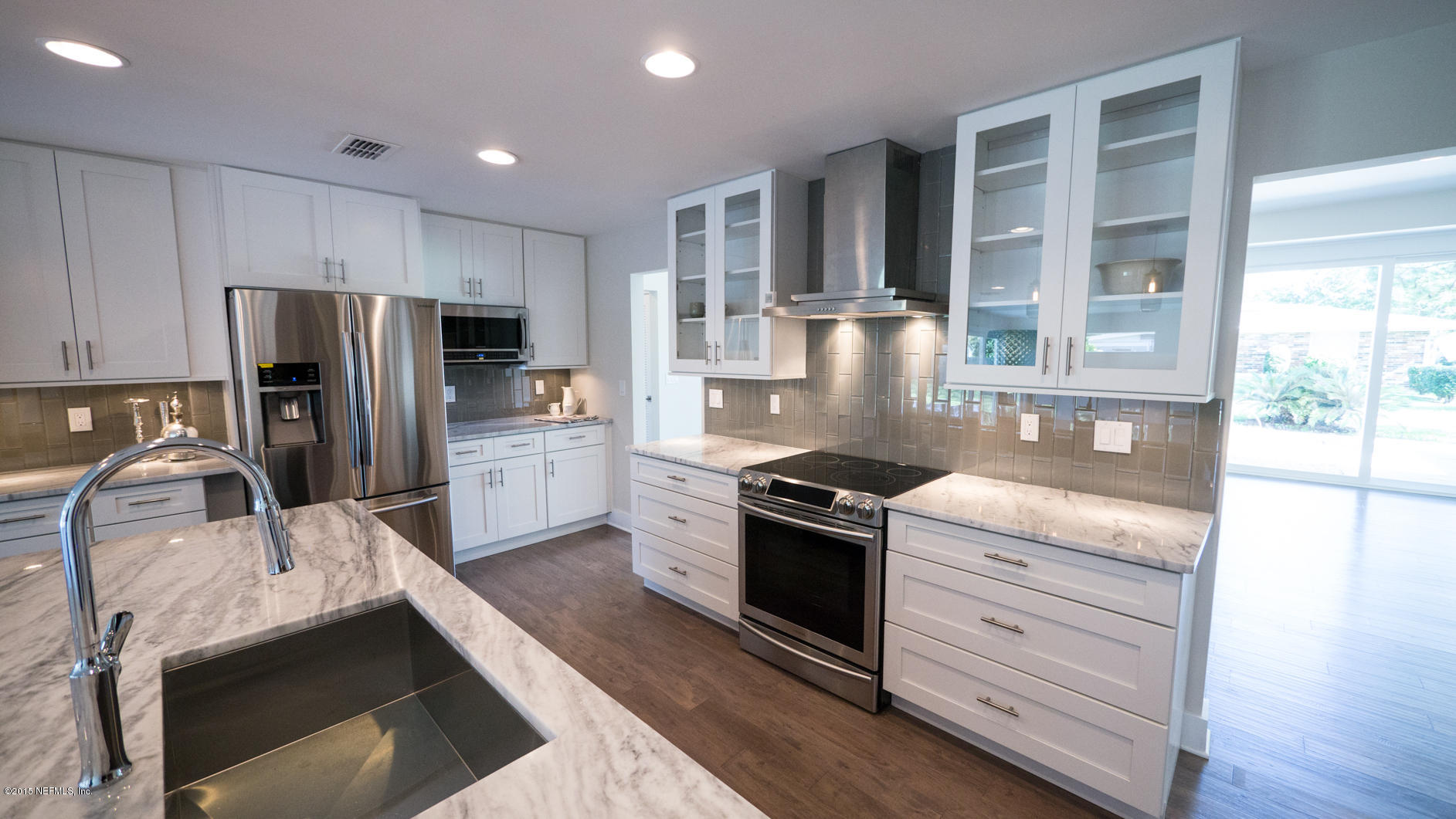 3721 Point Pleasant Road Jacksonville, FL 32217 - Photo 25 of 112 Kitchen - NEW Samsung Appliances
