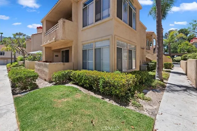 $564,999 | 1151 Veramar Court, Unit 101, Corona, CA 92882