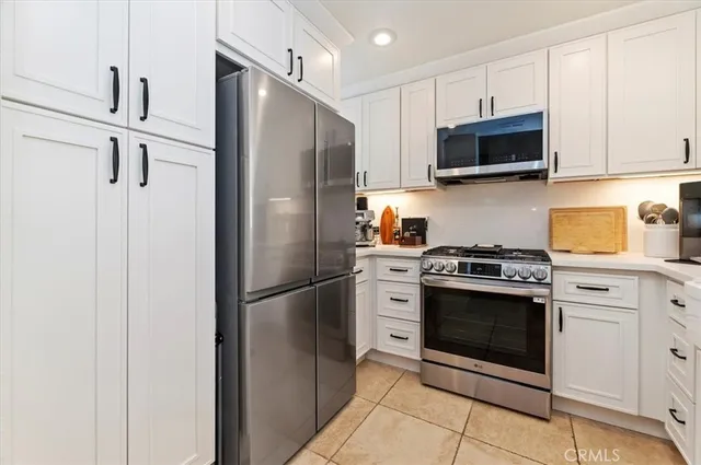 $564,999 | 1151 Veramar Court, Unit 101, Corona, CA 92882