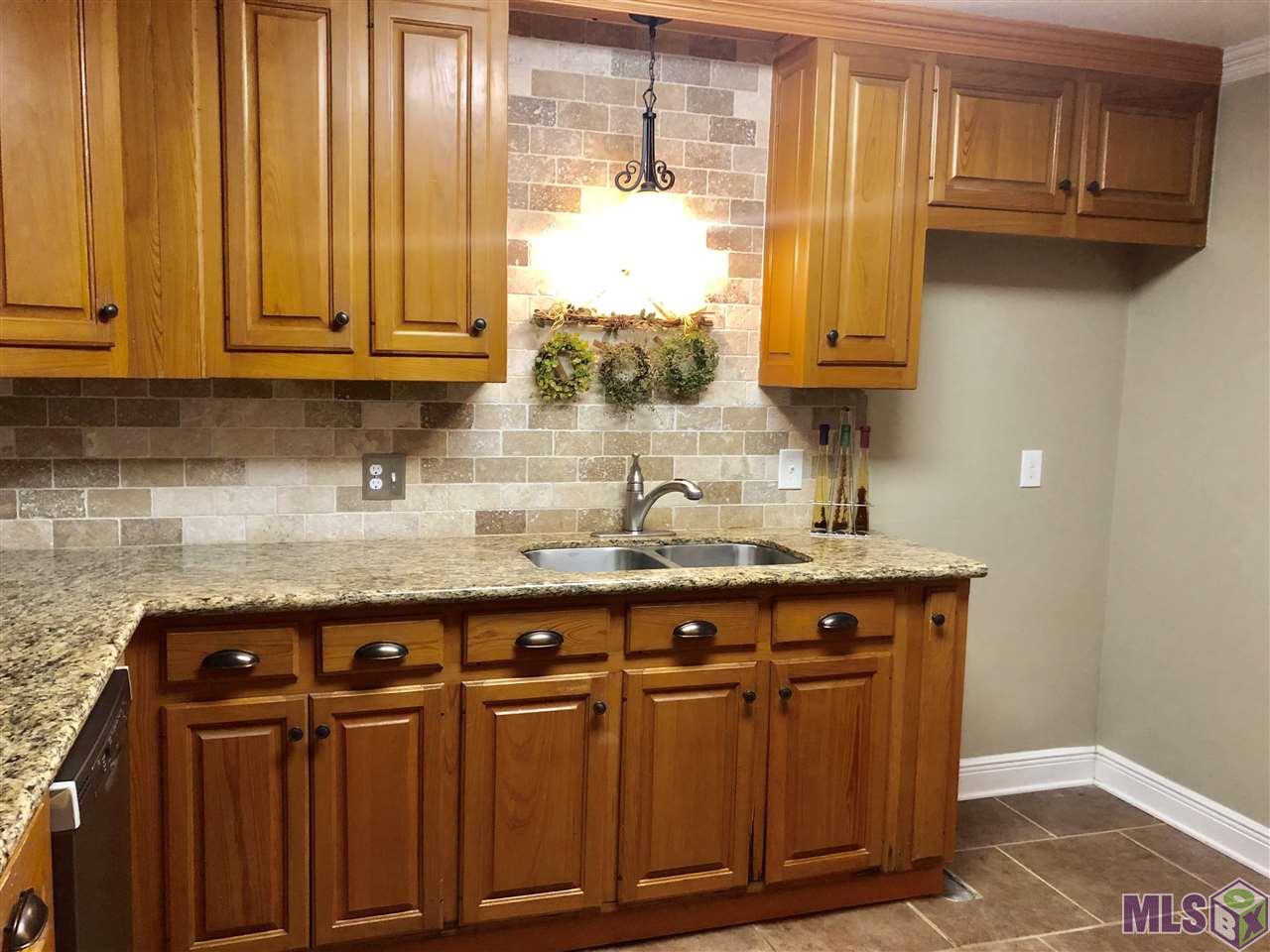 9586 Vienna Avenue Baton Rouge, LA 70810 - Photo 3 of 21 Gallery Image 3