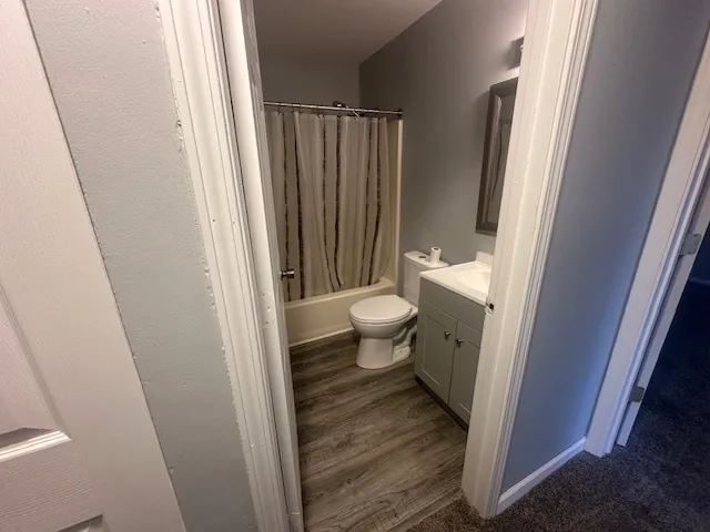 $1,700 | 651 South Virginia Road, Unit 326, Crystal Lake, IL 60014