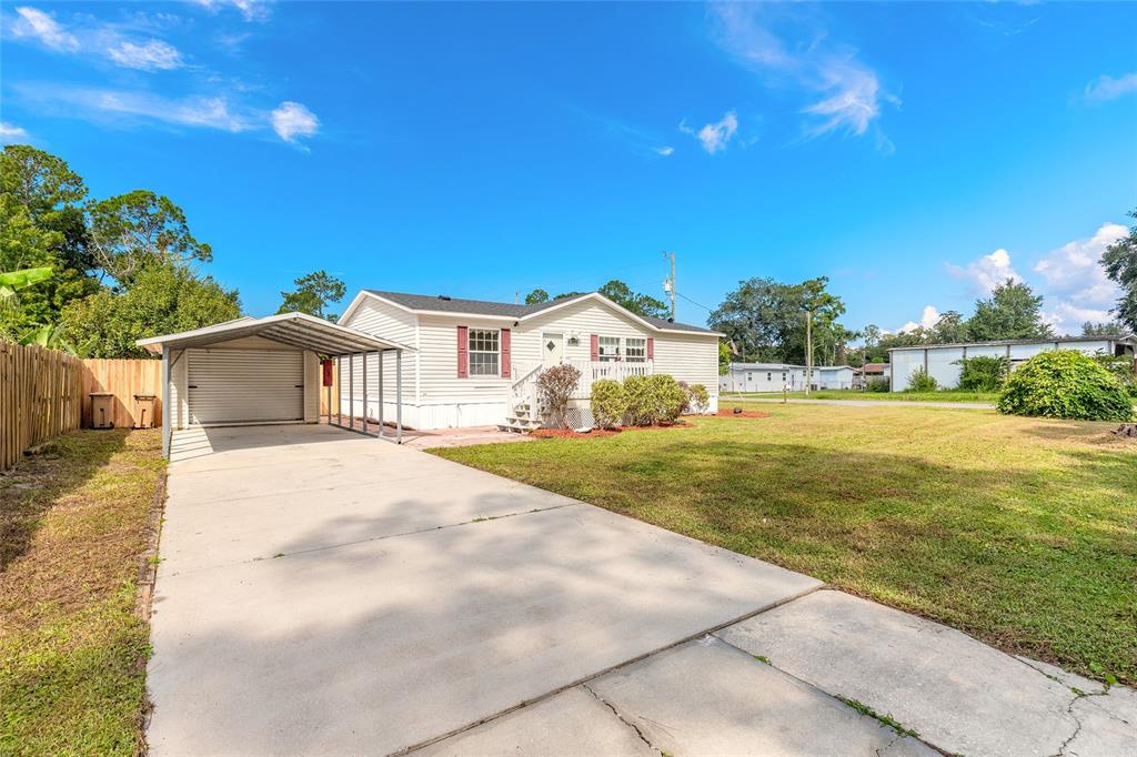 55721 Palmetto Road Astor, FL 32102 - Photo 3 of 27