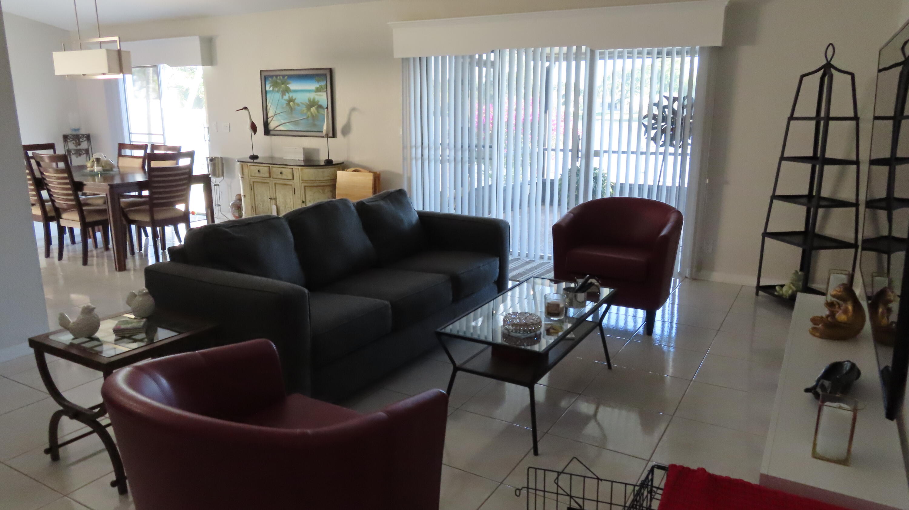 9874 Robins Nest Road Boca Raton, FL 33496 - Photo 32 of 89 Living room