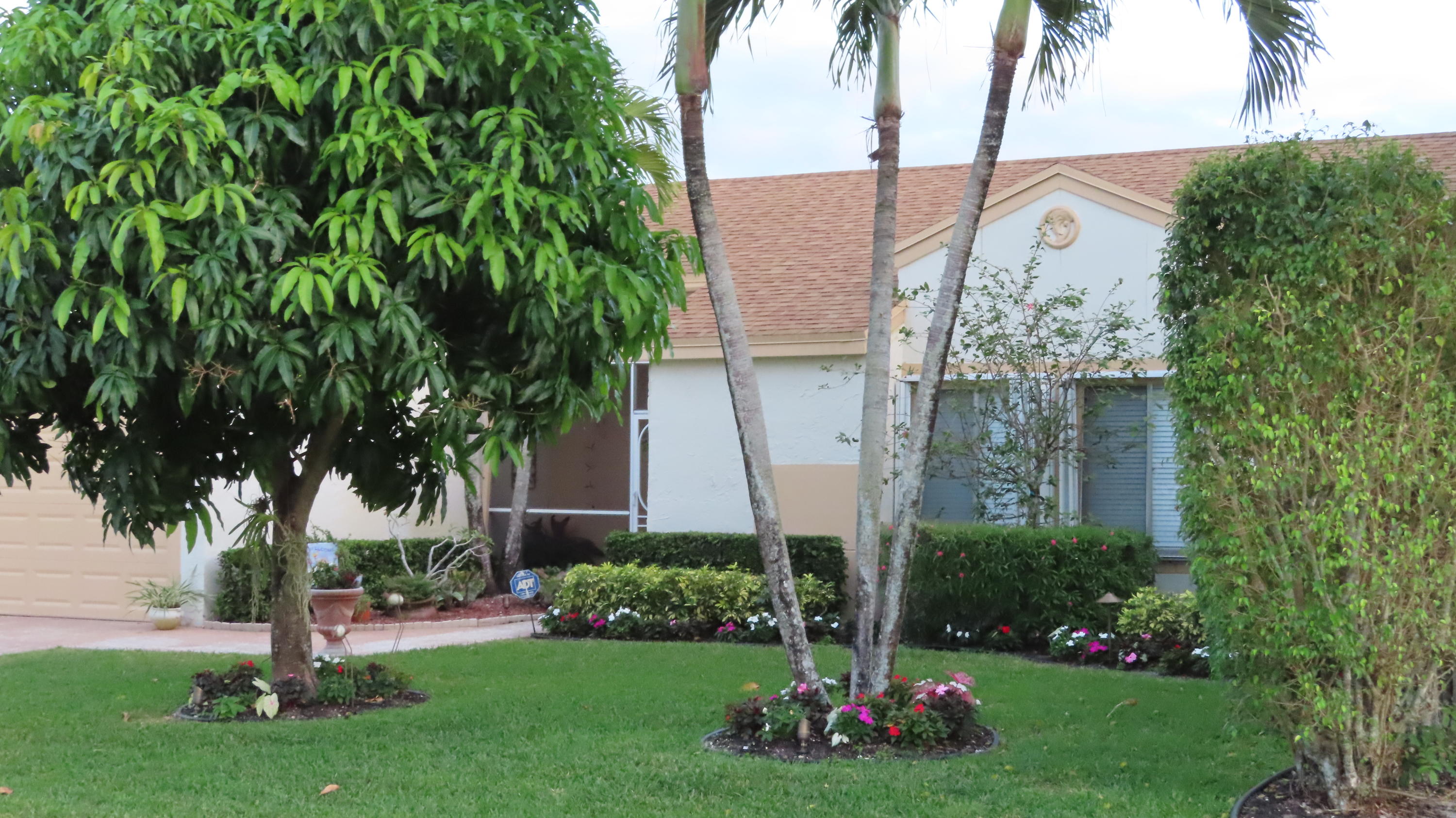 9874 Robins Nest Road Boca Raton, FL 33496 - Photo 4 of 89 Fruit tree