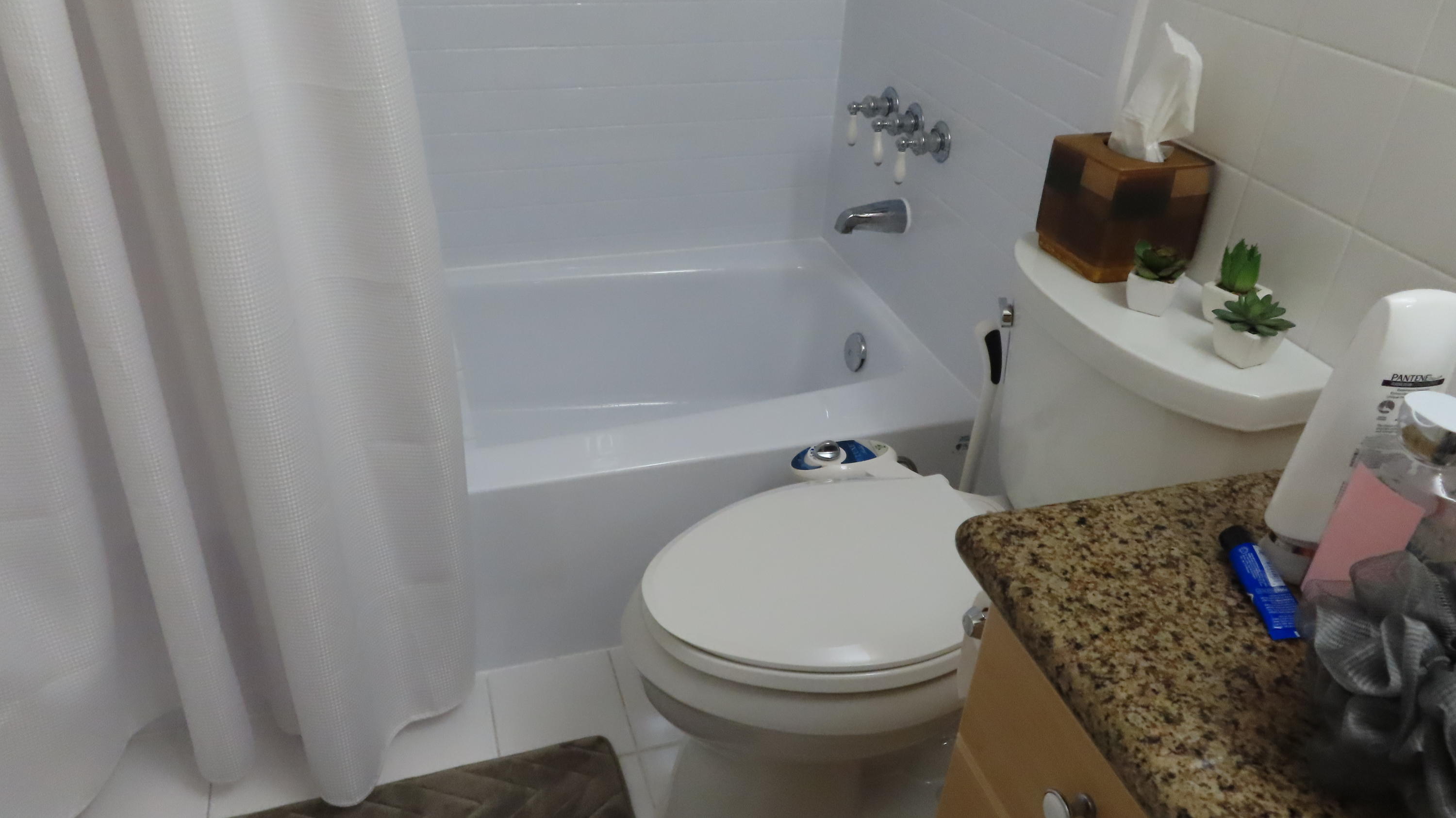 9874 Robins Nest Road Boca Raton, FL 33496 - Photo 50 of 89 2nd bathroom