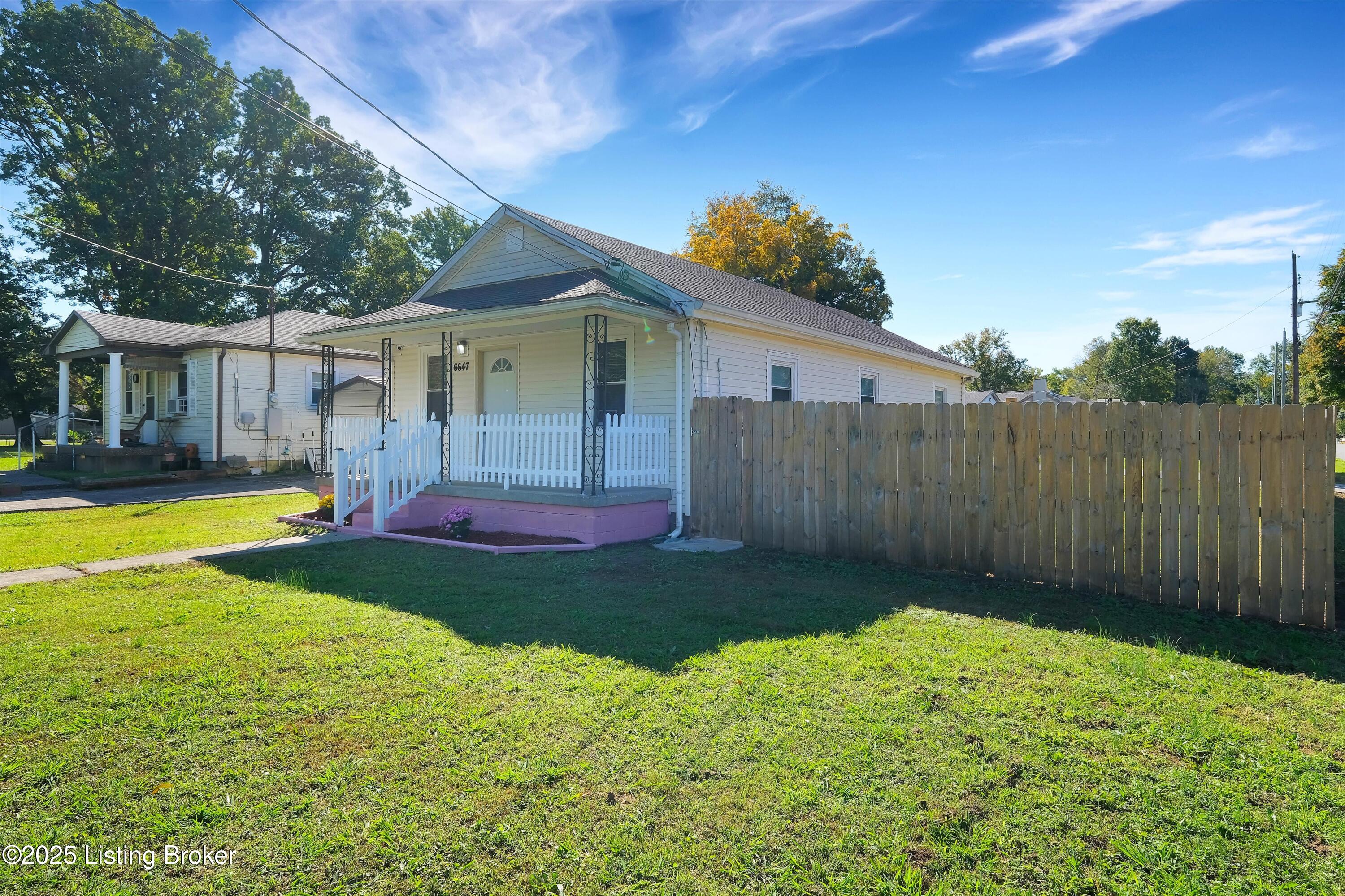 6647 Sylvania Road Louisville, KY 40258 - Photo 22 of 23 Corner Lot