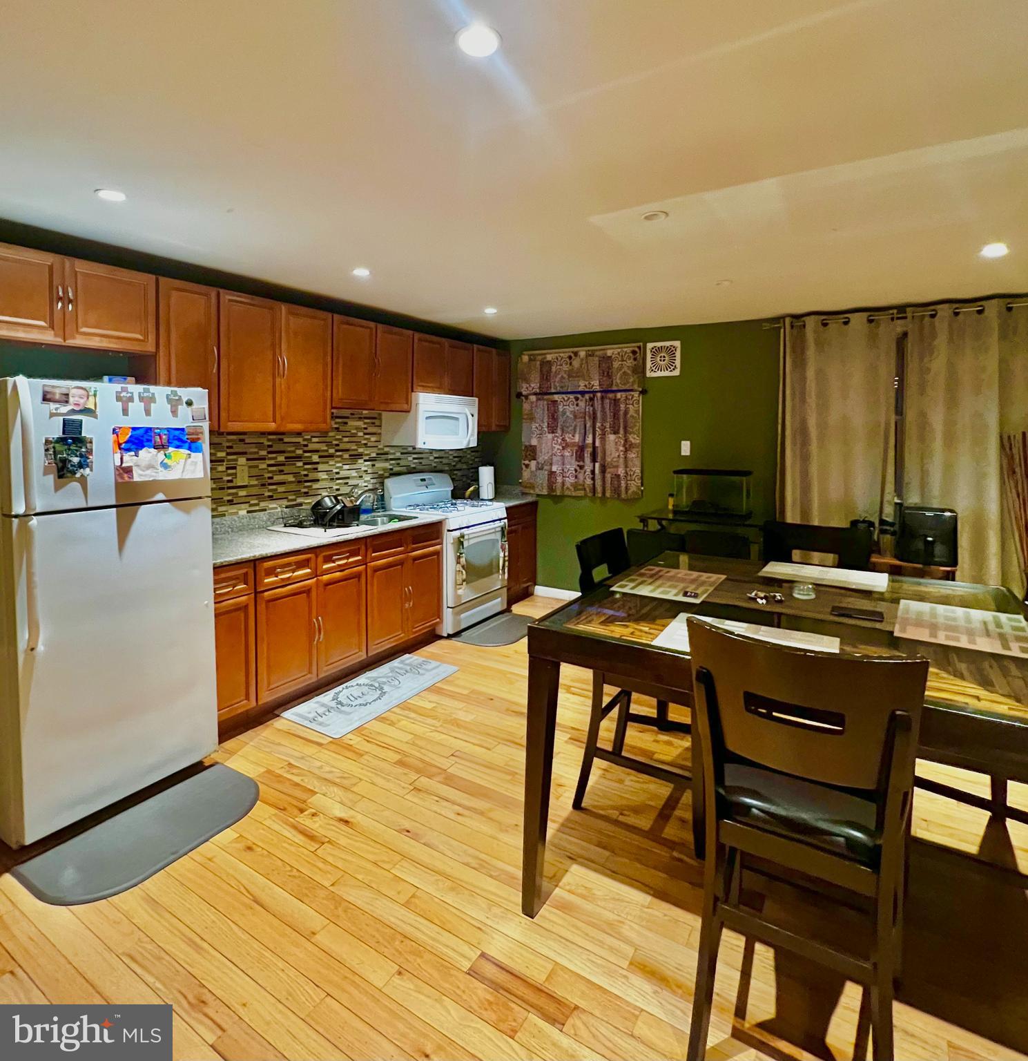 4526 Aberdale Road Philadelphia, PA 19136 - Photo 5 of 14 Gallery Image 5