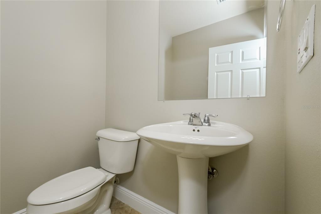 10255 Newminster Loop Ruskin, FL 33573 - Photo 14 of 17