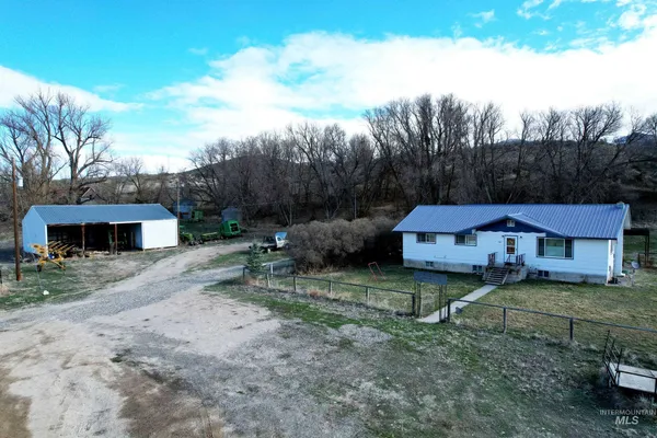 $1,990,000 | 536 Lemhi Road, Salmon, ID 83467