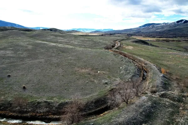 $1,990,000 | 536 Lemhi Road, Salmon, ID 83467