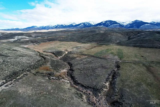 $1,990,000 | 536 Lemhi Road, Salmon, ID 83467