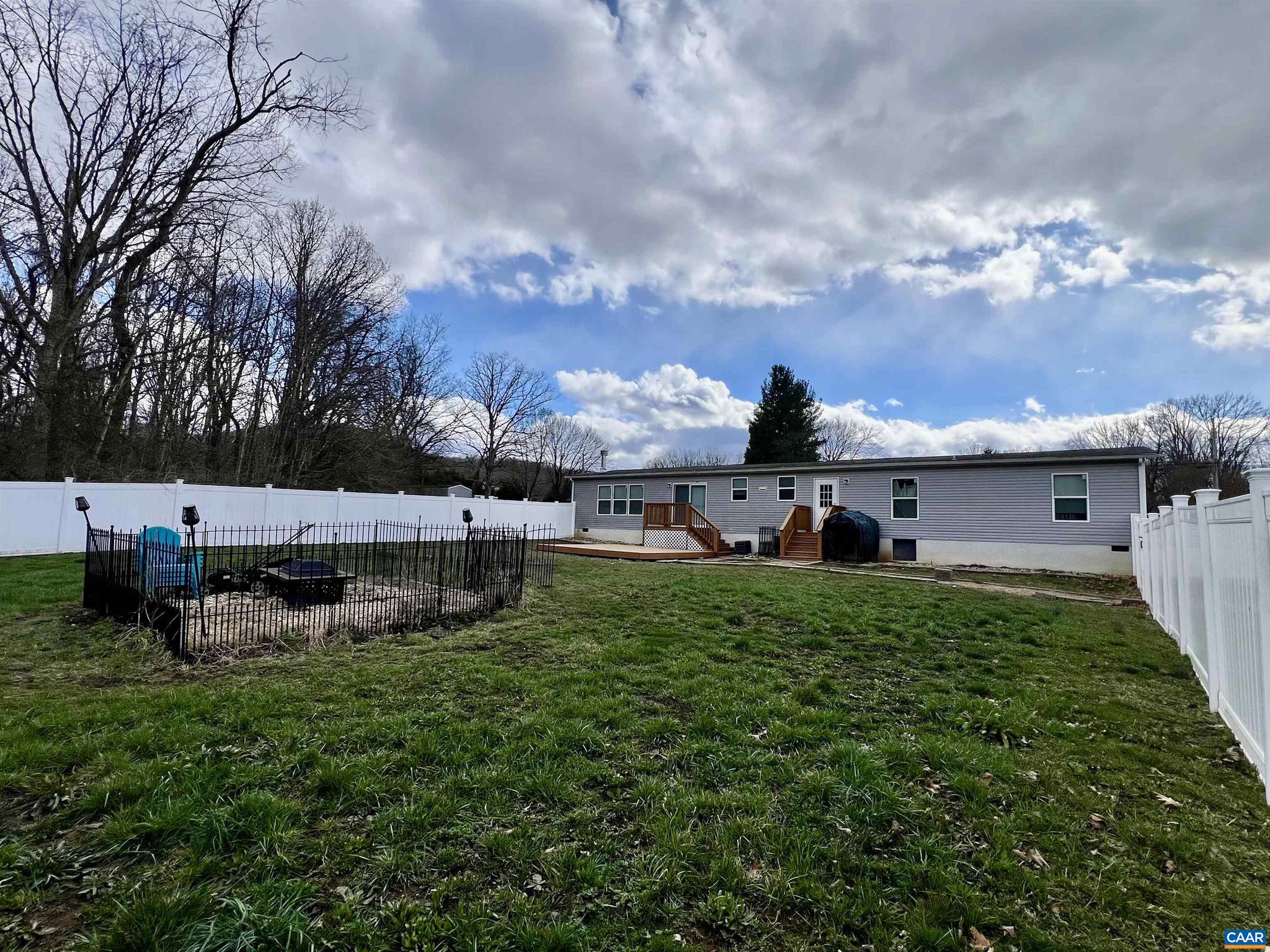 408 Sandy Ridge Road Waynesboro, VA 22980 - Photo 8 of 19