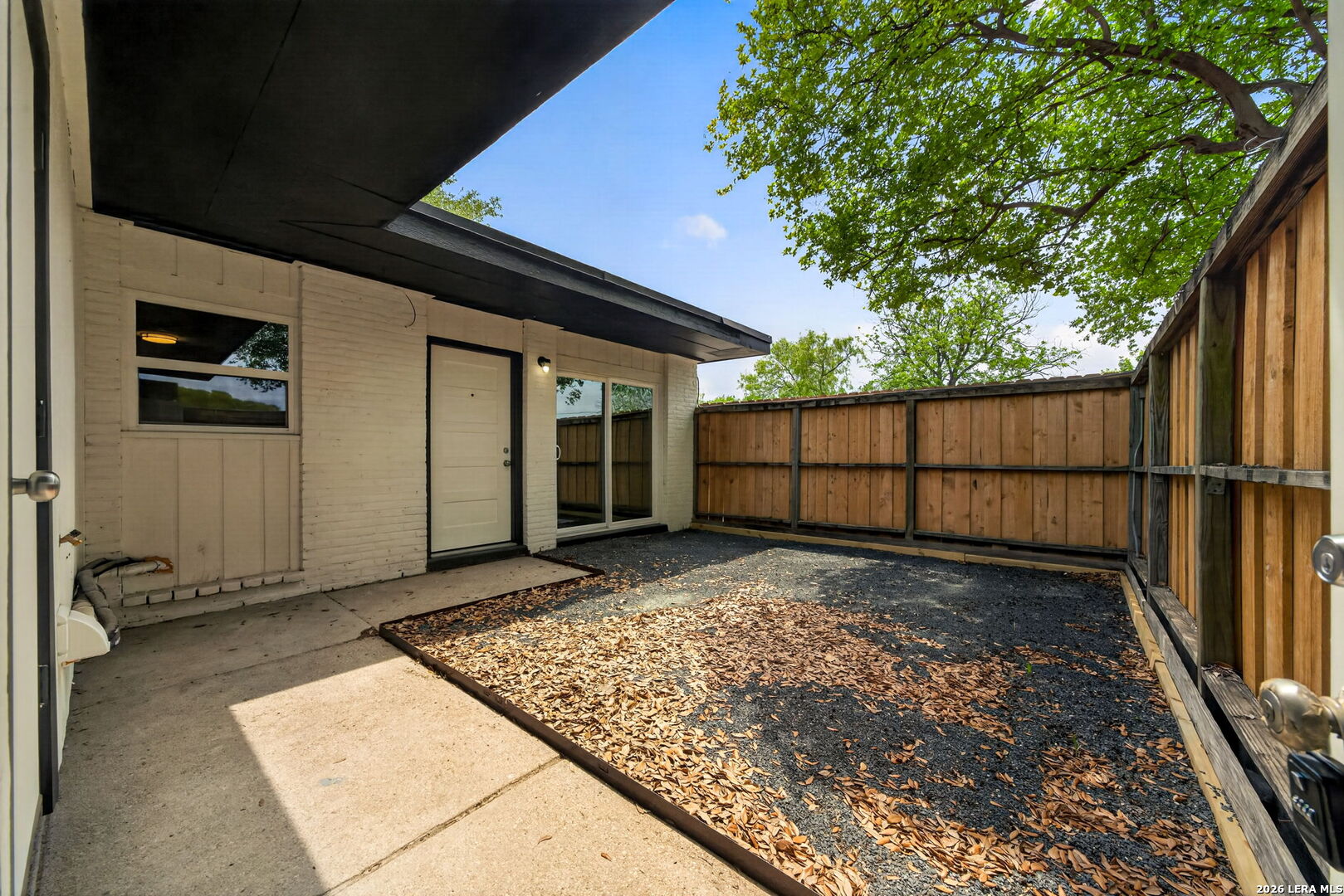 600 Gentleman Road, Unit 1 Balcones Heights, TX 78201 - Photo 3 of 17