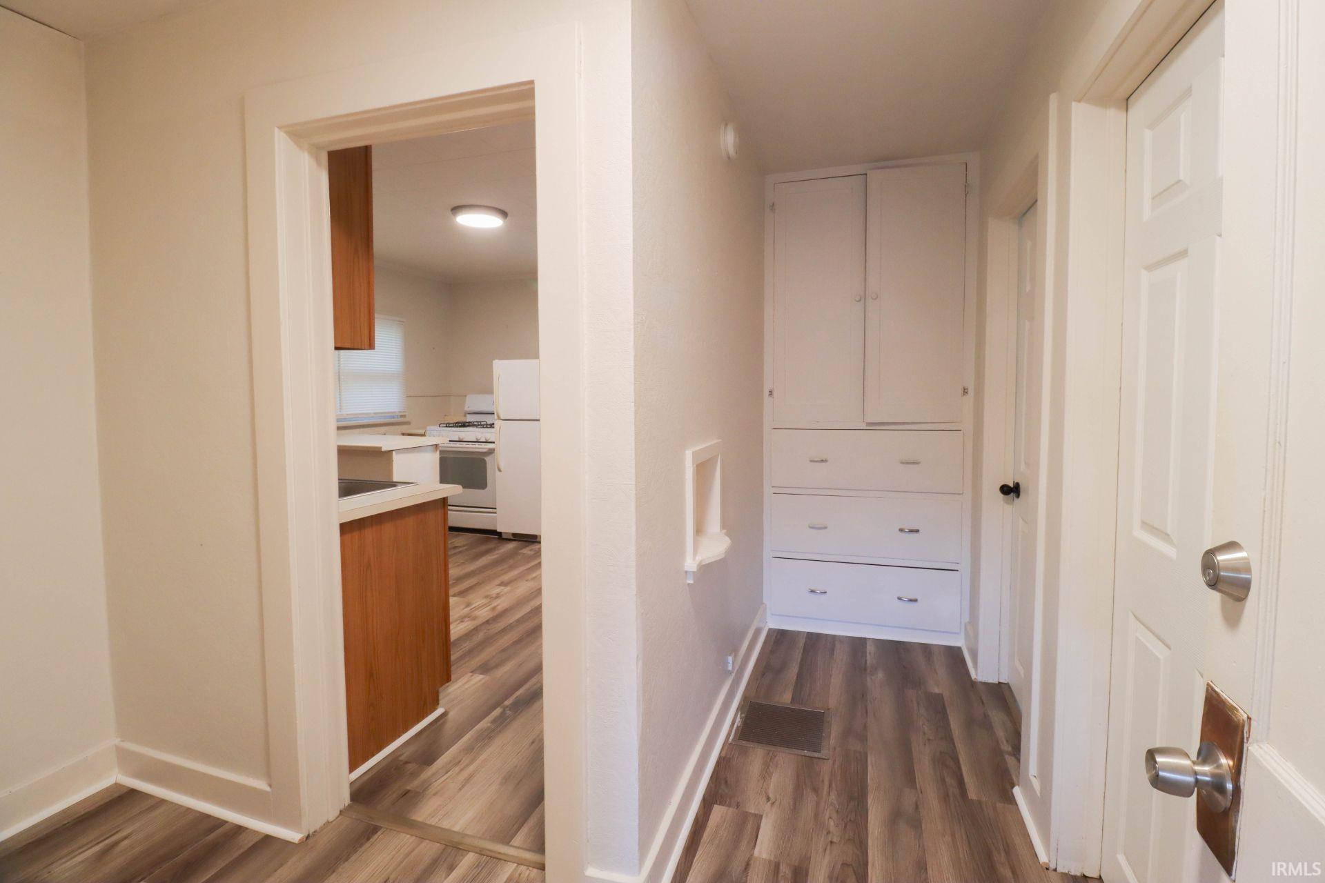 2418 Crescent Avenue, Unit 2 Fort Wayne, IN 46805 - Photo 4 of 10