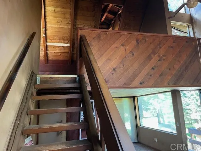 Crestline Road Valley Center, CA 92082 - Photo 4 of 21 Upstairs